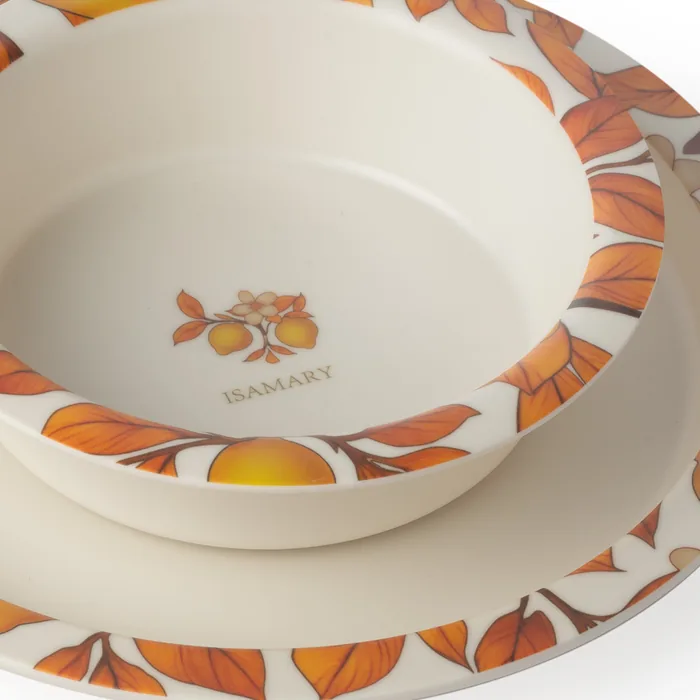 Detail van de kom met Autumn-motief en woordmerk