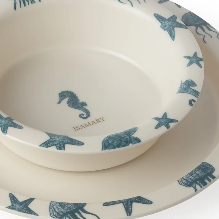 Detail van de kom met Ocean-motief en woordmerk